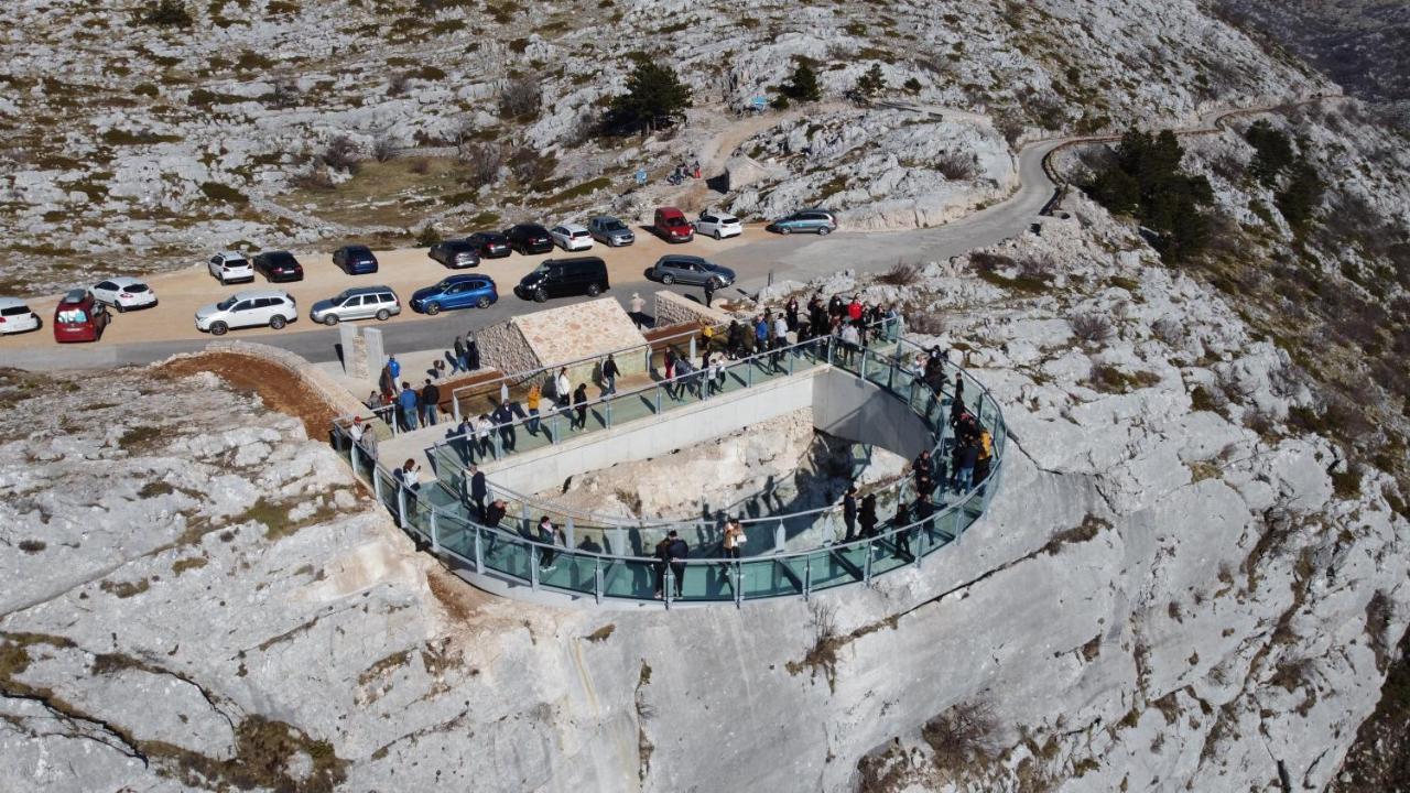 Apartments Larus Baška Voda Dış mekan fotoğraf