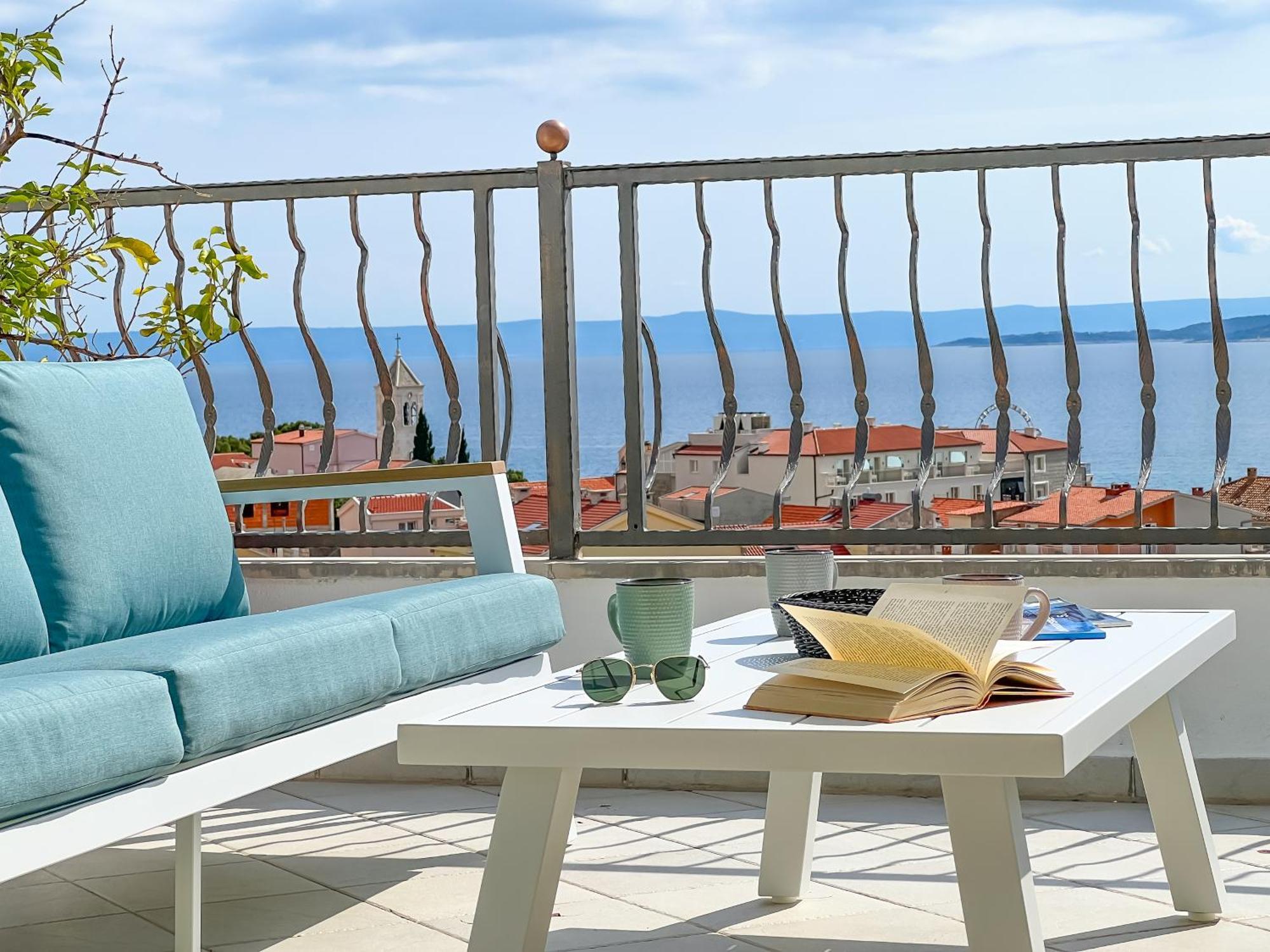 Apartments Larus Baška Voda Dış mekan fotoğraf